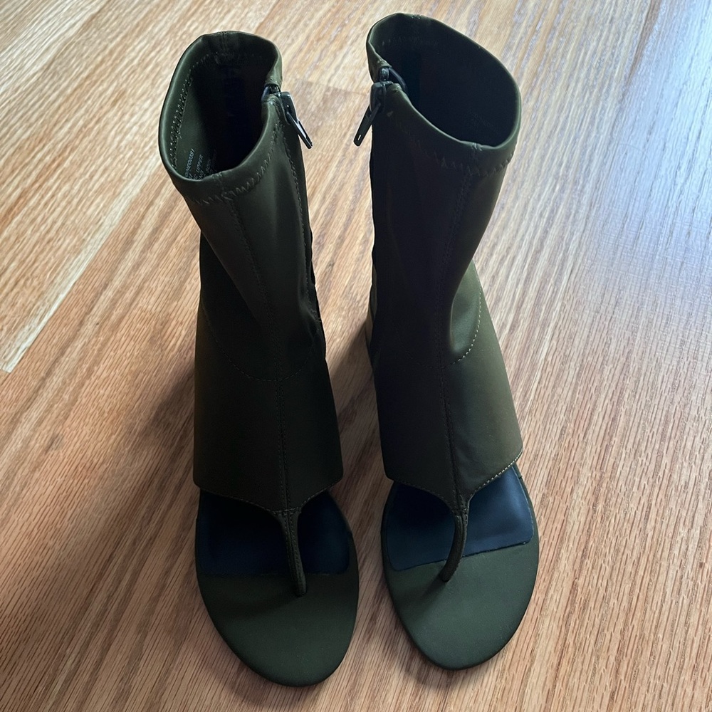 Steve Madden green shoes - Picture 9 of 9
